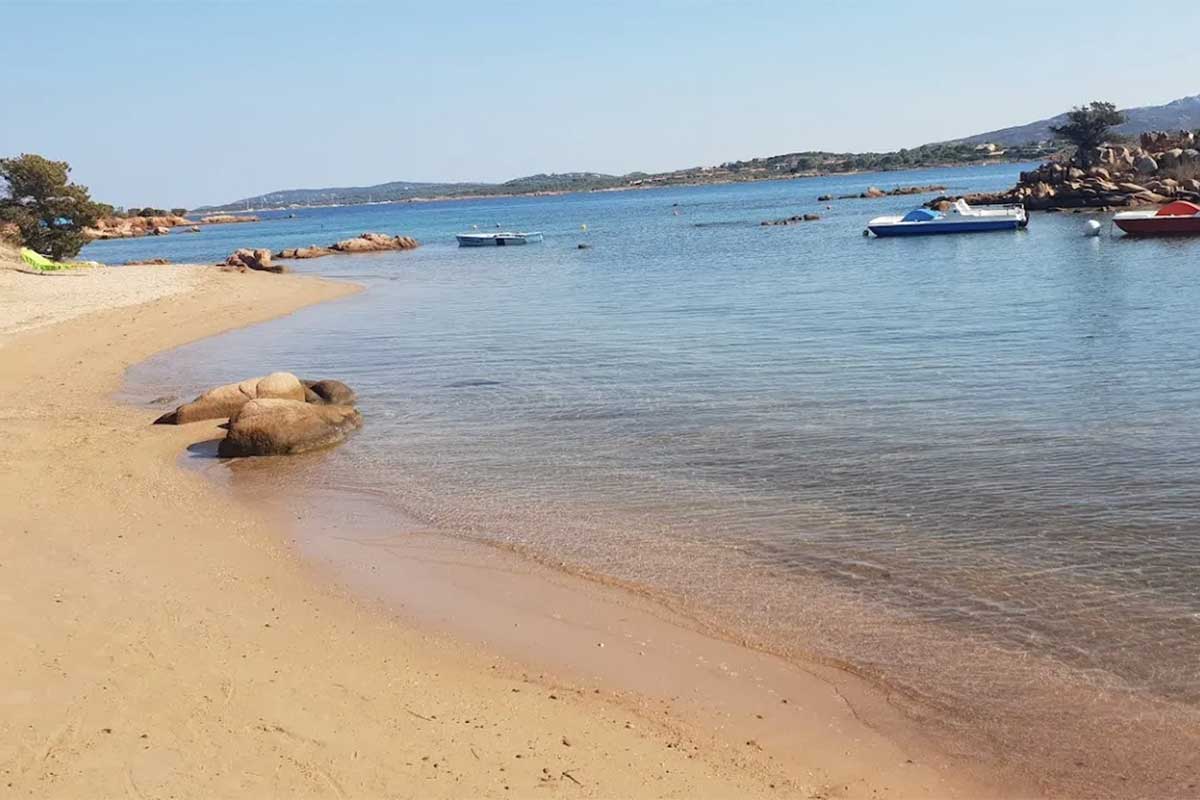 Spiaggia del Pescatore a Porto Istana