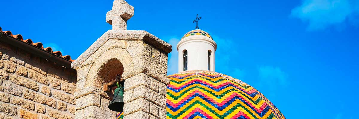 Sardegna a Maggio e Giugno 2026: Tradizione e meraviglia a Villa Castanza